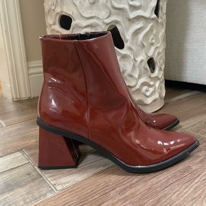 BP Nordstrom brand burgundy red patent leather ankle boots
